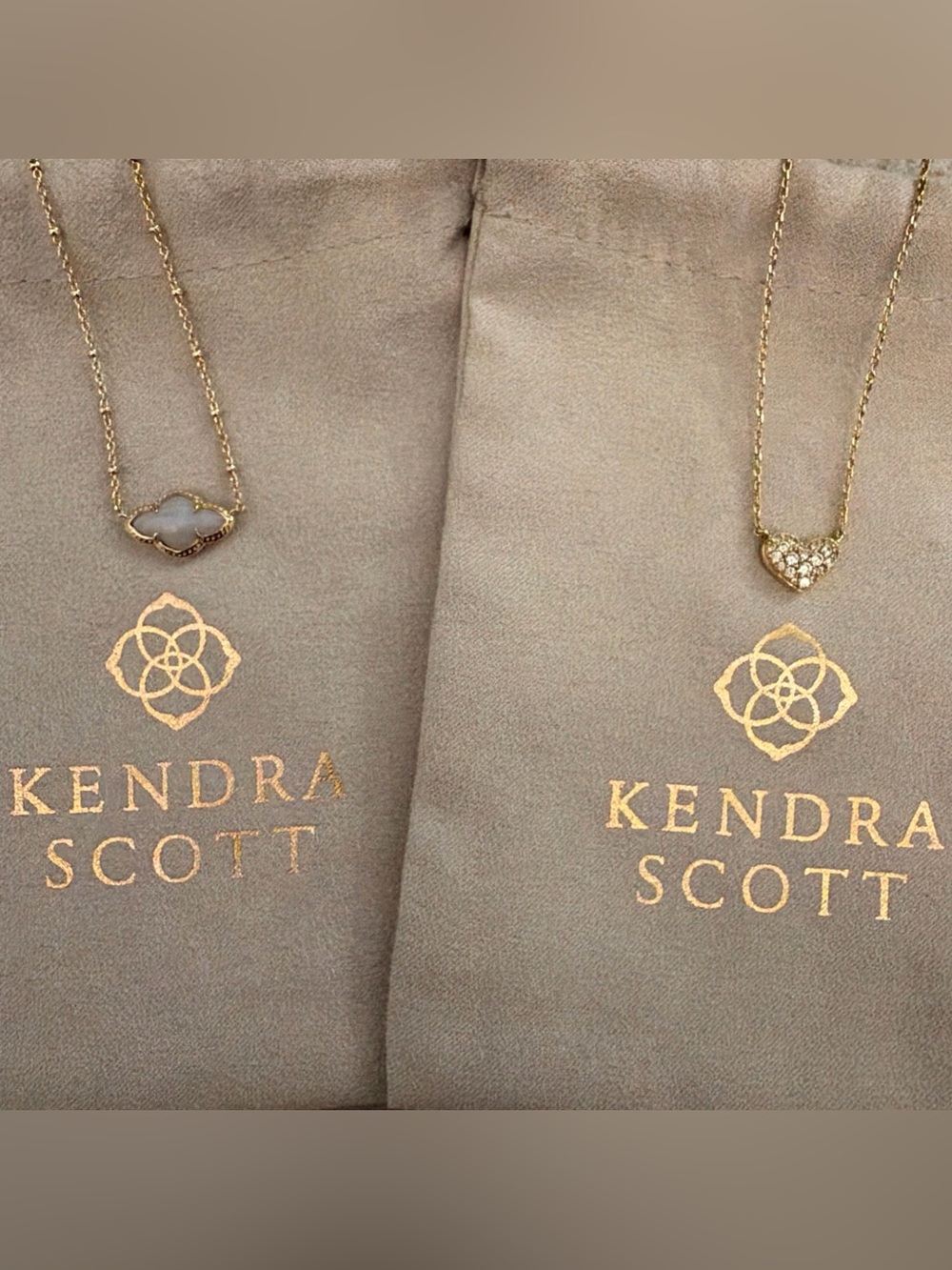 Lot of 2 Kendra Scott Necklaces Abbie Mother of Pearl & Ari Pavé Crystal Heart